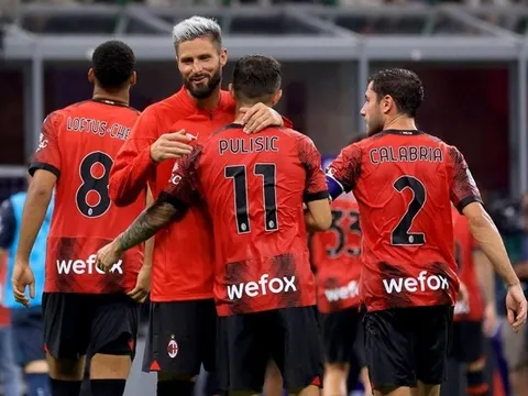 Hàng công tệ hại khiến AC Milan gặp khó