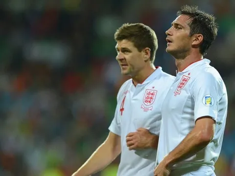 Steven Gerrard ngưỡng mộ ngôi sao Chelsea