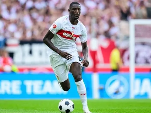 NÓNG! Romano gạt Arsenal khỏi 1 thương vụ