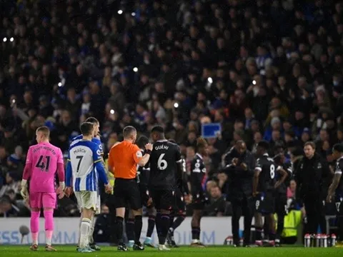 Sự cố xuất hiện ở trận đấu Premier League