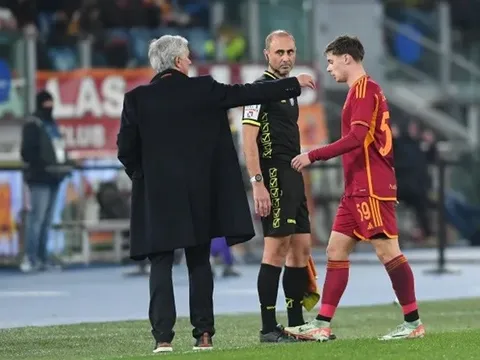 Sự lém lỉnh của Mourinho