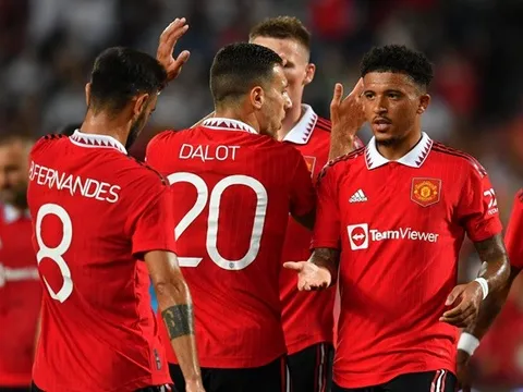 "Sự nghiệp của cậu ấy tại Man Utd đang bị đe dọa"