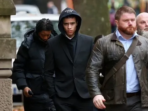 Sự nghiệp Greenwood 'lên bờ xuống ruộng' trong 4 năm qua