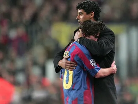 Sự nghiệp lừng lẫy của Frank Rijkaard, người mang Messi ra ánh sáng