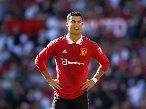 Những sự thật khó chối cãi vụ Ronaldo tố Man Utd