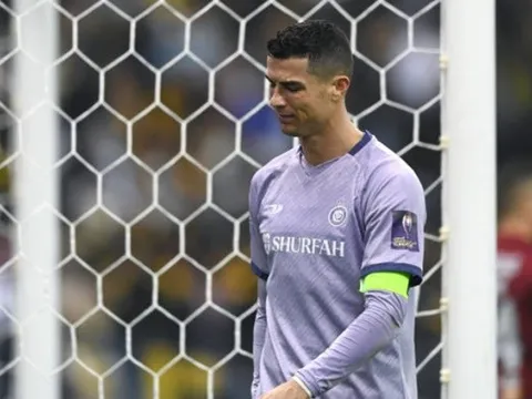 Sự thật về Ronaldo được phơi bày