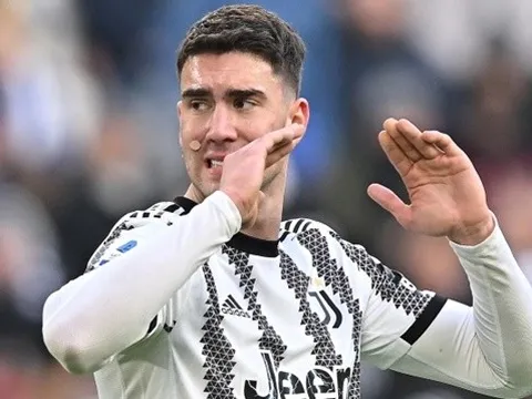 Sự trồi sụt tạo biến lớn, Man Utd và Arsenal mở hội