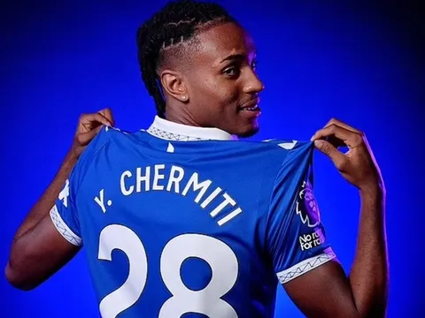 Sức hút của tiền đạo 19 tuổi vừa cập bến Premier League