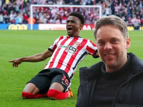 Sunderland có thể mượn 4 cầu thủ của M.U