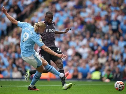 Súng hai nòng khai hỏa, Man City đại thắng Fulham