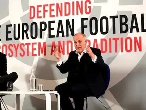 "Super League là con sói"