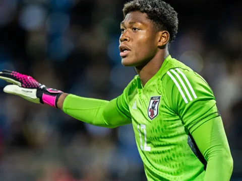 Rõ lý do Man United gặp khó ở thương vụ Suzuki