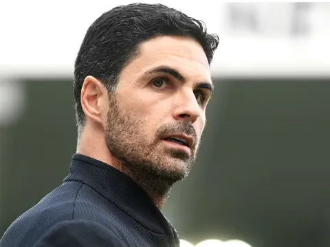 Arsenal nhắm bộ đôi tiền vệ Premier League