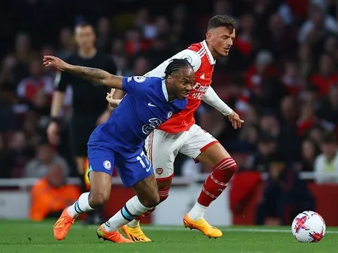 'Hoàn toàn gây sốc từ Chelsea. Một mớ hỗn độn tuyệt đối'