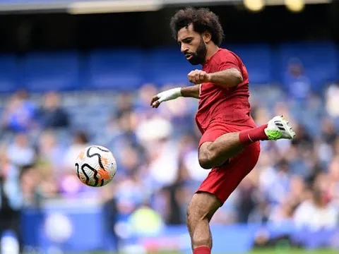 Carragher tiết lộ mức phí Liverpool đồng ý bán Salah