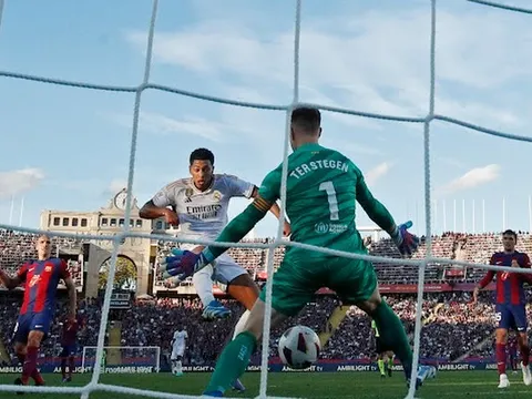 Bellingham không ăn mừng bàn thắng, Ancelotti lên tiếng