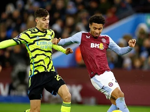 'Arsenal phung phí cơ hội, rồi bí ý tưởng'