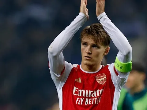 Arsenal trở thành trò cười