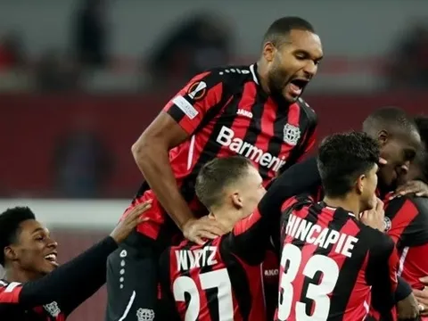 Gia cố hàng thủ, M.U nhắm trò cưng của Alonso