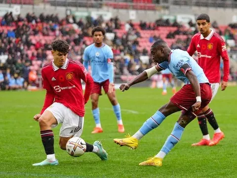 Cơn ác mộng tái hiện, đội trẻ Man City hủy diệt Man Utd 6-0