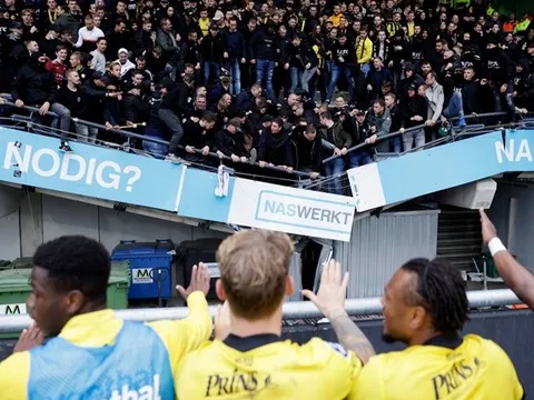 Tai nạn sốc ở Hà Lan, nhóm NHM khiến khán đài bị sập