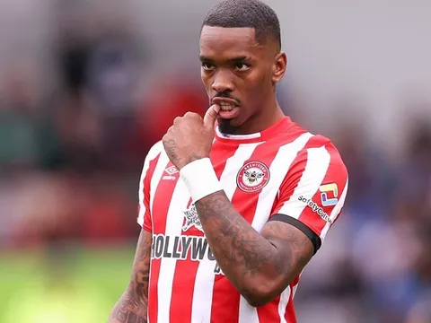 Tại sao Chelsea và Arsenal muốn có Ivan Toney?