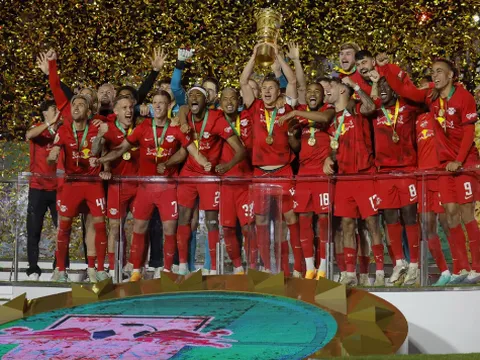 Tân binh Chelsea đưa Leipzig lên ngôi vô địch