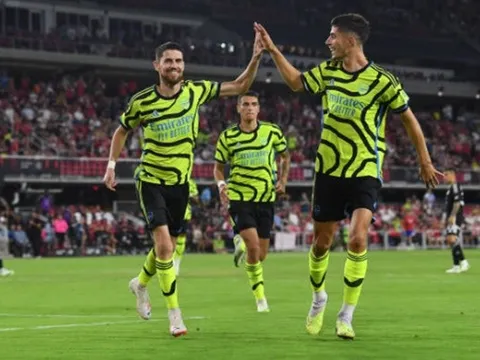 Tân binh khai hỏa, Arsenal mở tiệc trên đất Mỹ