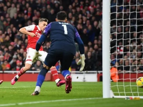 Tân binh nổ súng, Arsenal vẫn mất điểm đáng tiếc trước Brentford