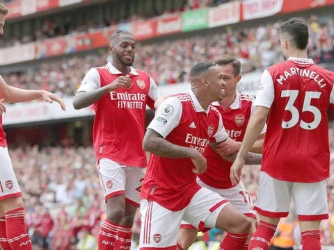 Tàn phá 'Big Six', Brentford chỉ ngả mũ trước đội bóng số một Arsenal