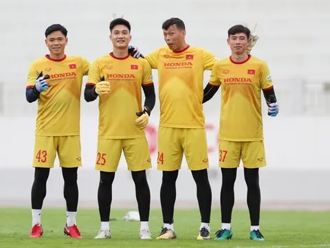 Tấn Trường bị đau và những phương án dự phòng của thầy Park
