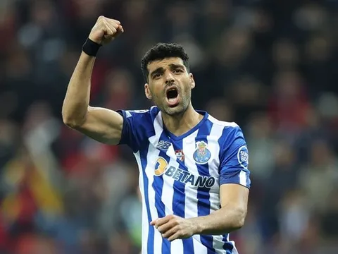 Arsenal tăm tia sát thủ giá hời vào tháng Một