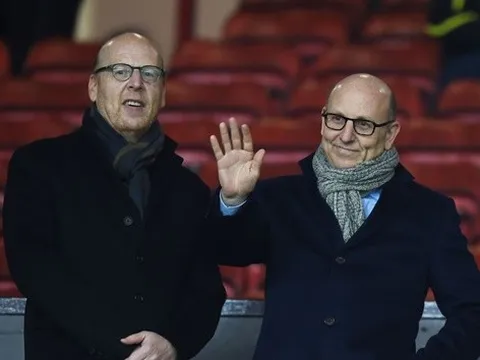 Tất tần tật vụ M.U bị rao bán: Ý muốn nhà Glazer, Beckham gây bất ngờ