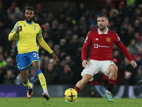 Ten Hag linh hoạt giúp Man Utd "sinh tồn" qua mùa Giáng sinh