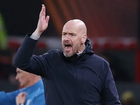 Ten Hag cảnh báo các học trò