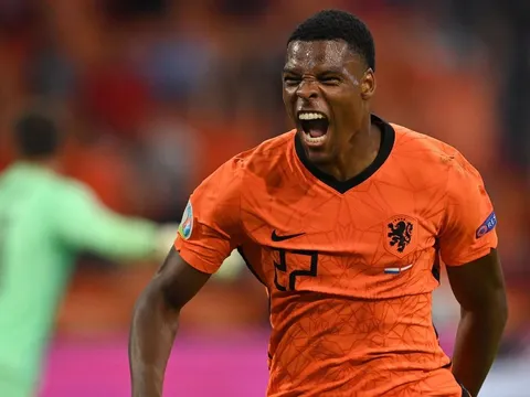 Ten Hag chốt 3 phương án thay Wan-Bissaka