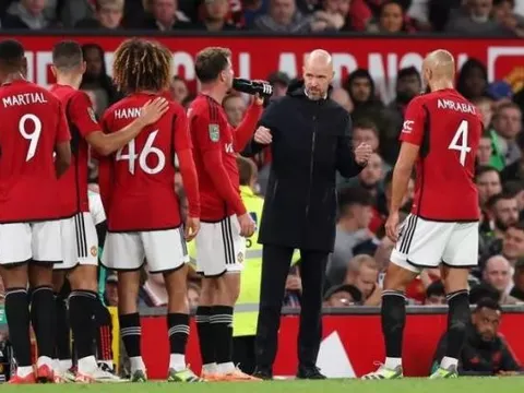 Ten Hag đã biết đâu là hàng tiền vệ mạnh nhất cho Man United