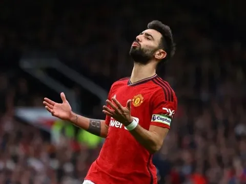 Ten Hag điên tiết, Marco Silva phản ứng về Bruno Fernandes