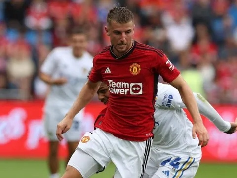 Ten Hag nhận xét về màn ra mắt của Mason Mount