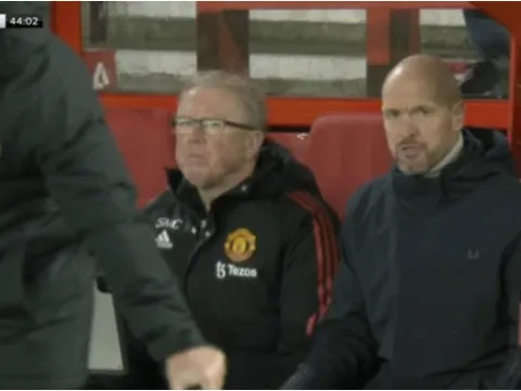 Ten Hag nổi cáu với Fernandes