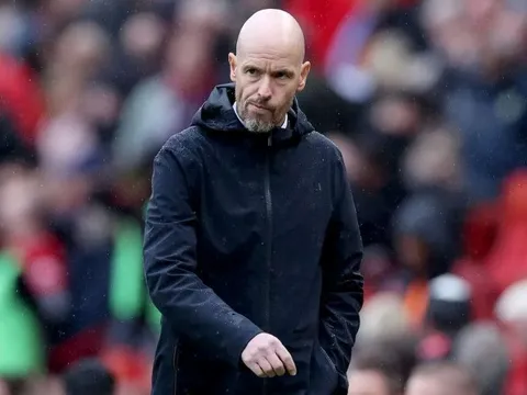 Ten Hag nổi nóng, thêm bằng chứng thượng tầng MU như trò hề