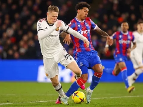 Ten Hag phá vỡ im lặng khi Man Utd mất penalty