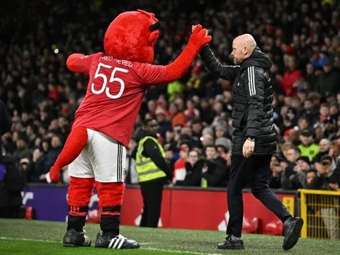 Ten Hag trả lời khi được hỏi về Wout Weghorst