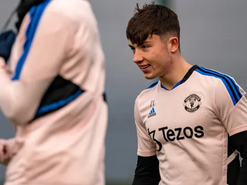 Ten Hag trao cơ hội cho Dan Gore và Toby Collyer