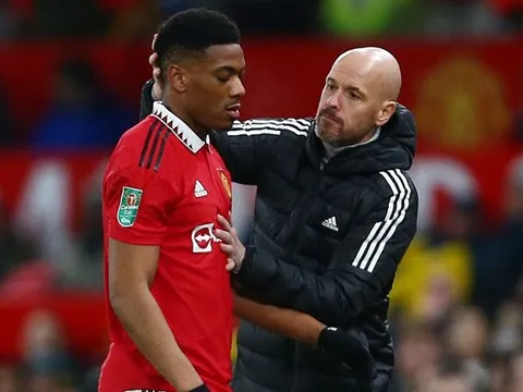 Ten Hag và động thái chấm dứt tương lai Martial