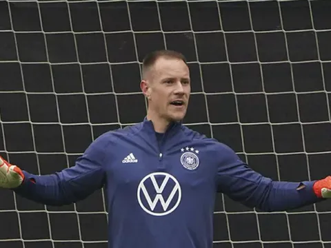 Ter Stegen: "Barcelona phải trở lại mạnh mẽ"
