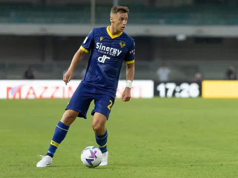 'Với Terracciano, bạn sẽ có 3/4 vị trí của hàng hậu vệ'