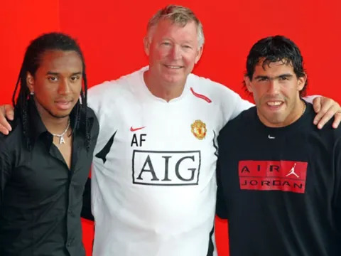 "Sir Alex khiến tôi khổ sở và tổn thương"