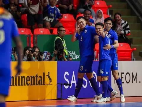 Thái Lan hạ đẹp Trung Quốc ở giải châu Á, Indonesia đón thêm tin buồn từ FIFA