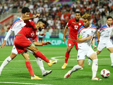 Điểm nhấn Thái Lan vs Oman: Chiến đấu ngoan cường; Tấm vé đi tiếp